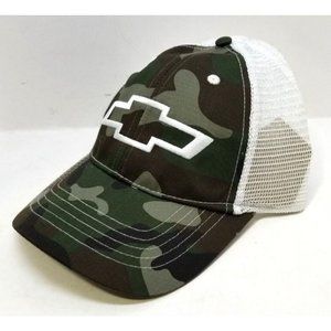 Realtree APG Camo Trucker Hat Cap Chevrolet Logo & White Mesh Snapback NOS NEW